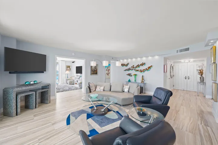 500 Ocean Drive - 5.jpg-SMALL