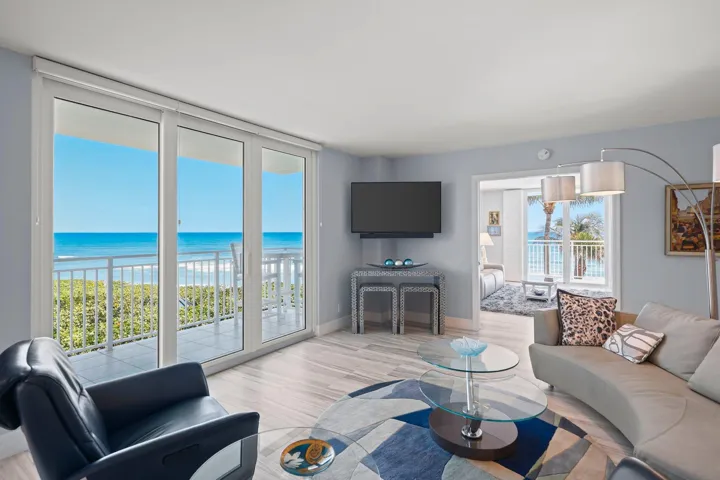 500 Ocean Drive - 4.jpg-SMALL