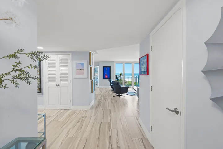 500 Ocean Drive - 2.jpg-SMALL