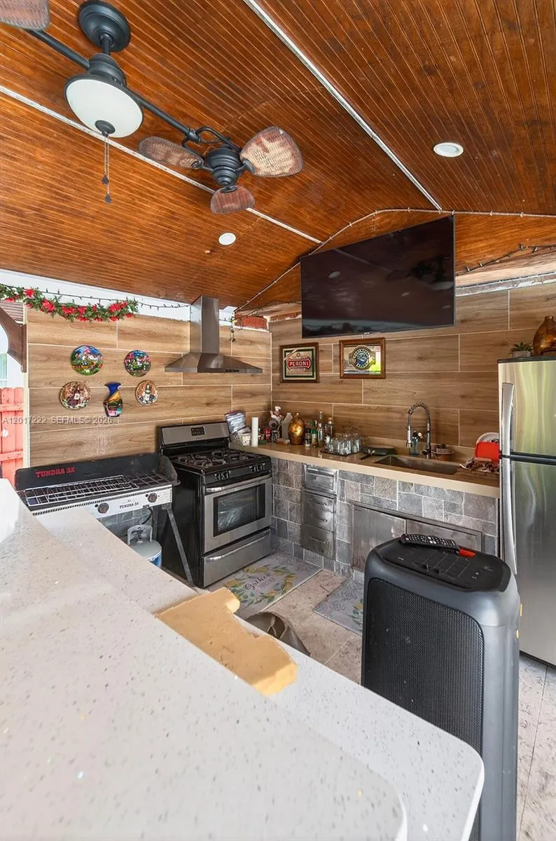 Property photo 52
