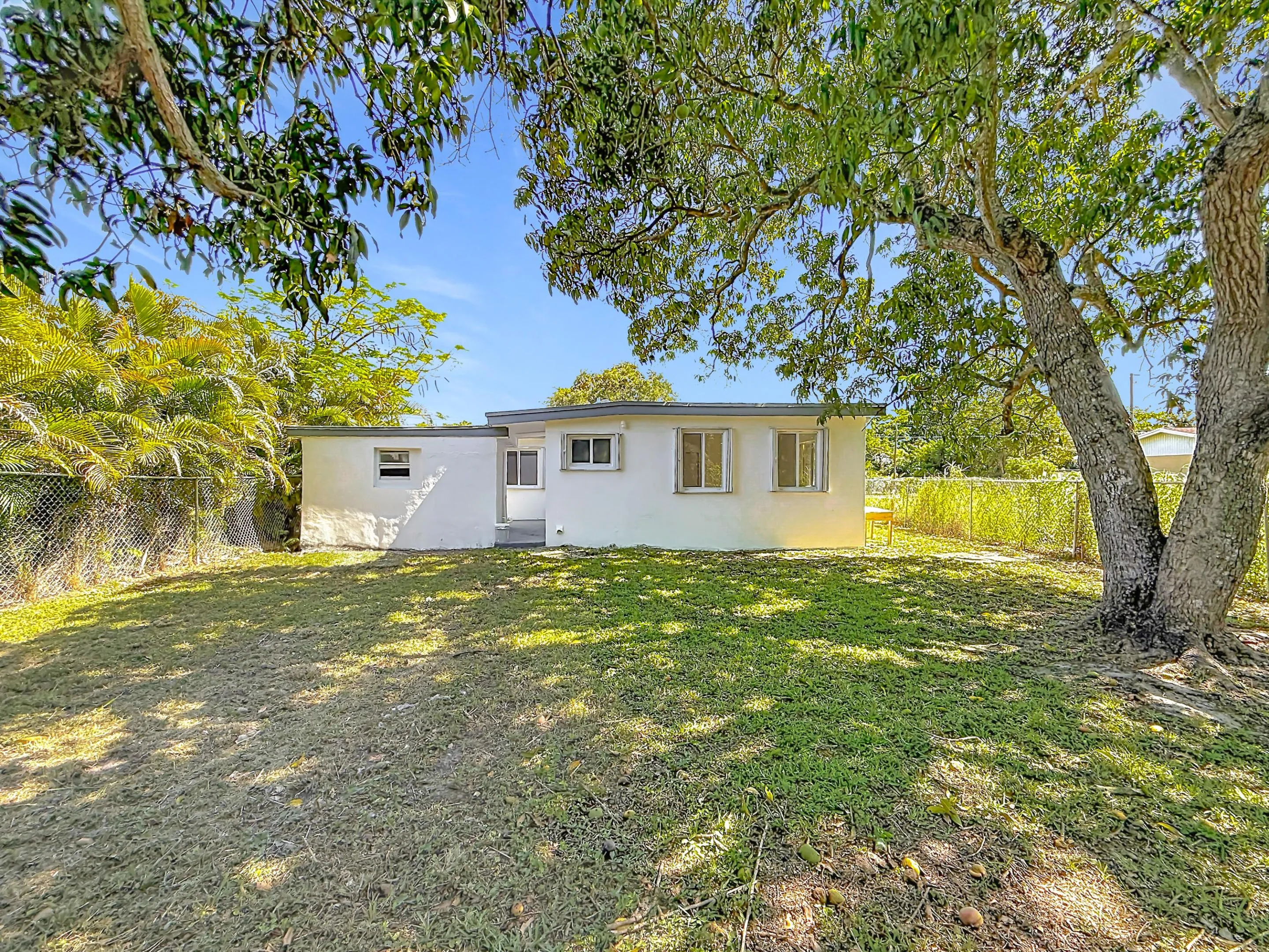 Property photo 40