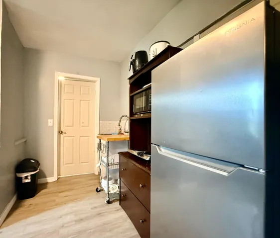 Efficiency kitchen