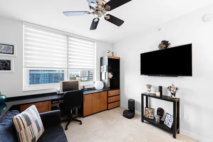 Built in Desk