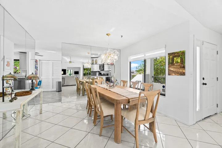 011-7533GlendevonLane-905-DelrayBeach-FL