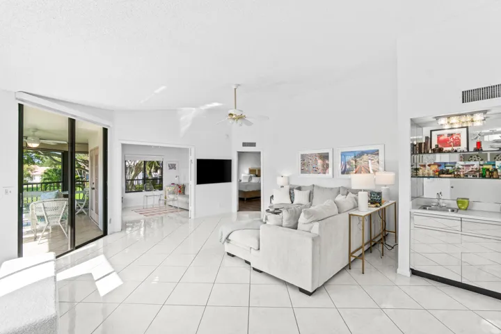 010-7533GlendevonLane-905-DelrayBeach-FL
