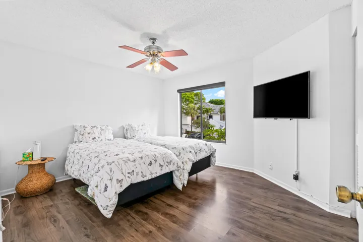 020-7533GlendevonLane-905-DelrayBeach-FL