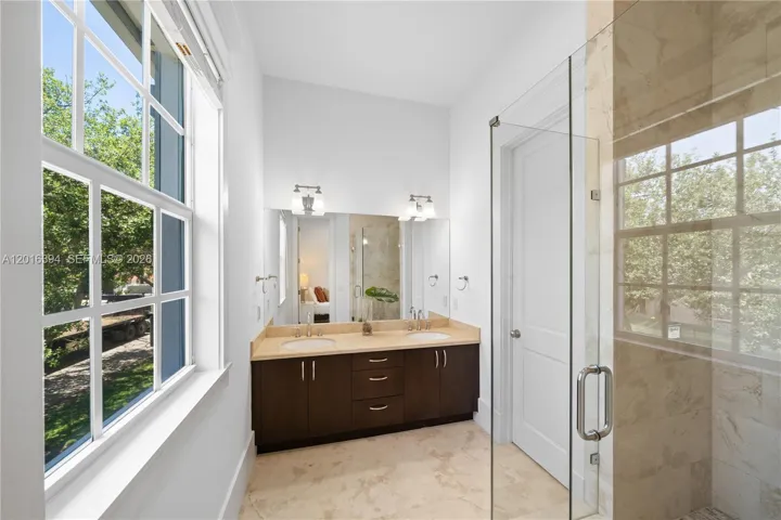 Guest House Bath