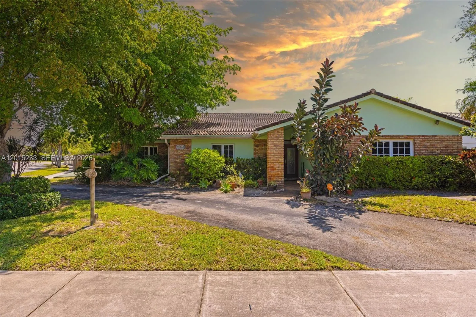 Property photo 100