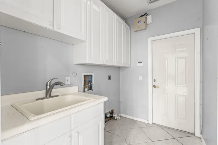 024-19482GreenGroveCourt-Loxahatchee-FL-