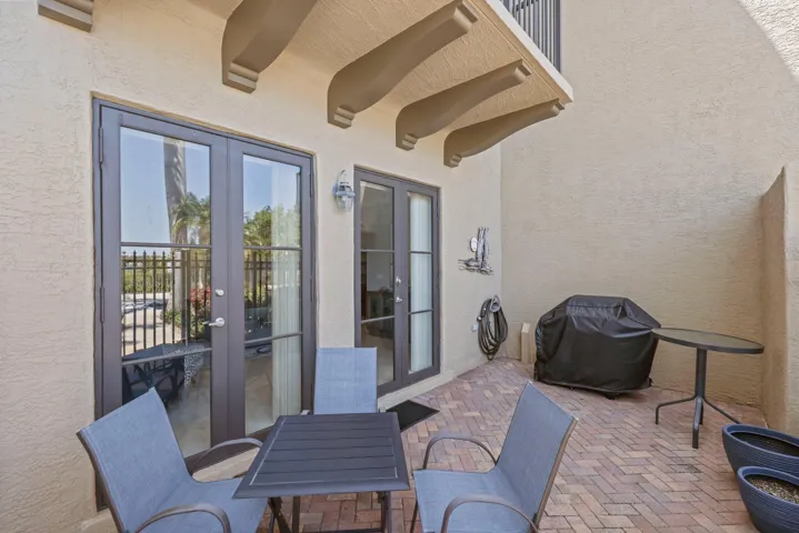 920 Via Villagio - 36.jpg-SMALL