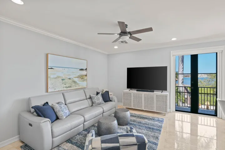 920 Via Villagio - 50.jpg-SMALL