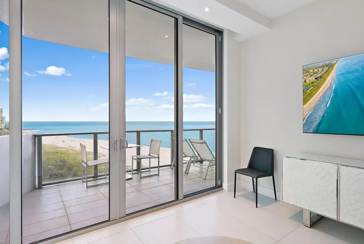 3100 N Ocean Drive, H1002-19