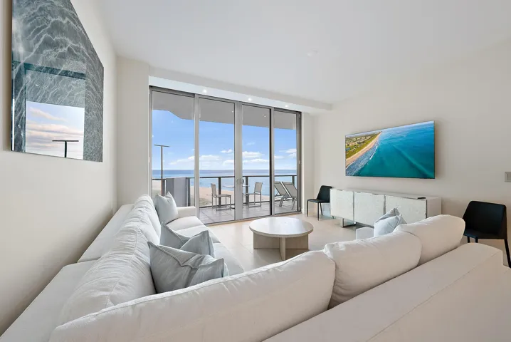 3100 N Ocean Drive, H1002-18