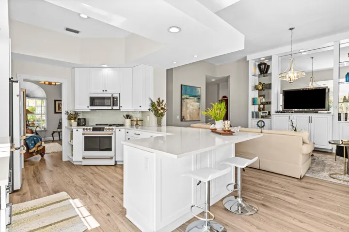 Open to Living area