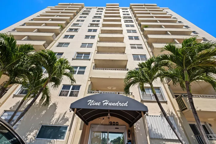Units PH 1406 & PH 1407 are being sold together for $565,000