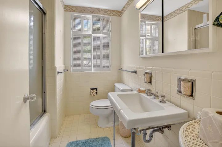 Guest bathroom