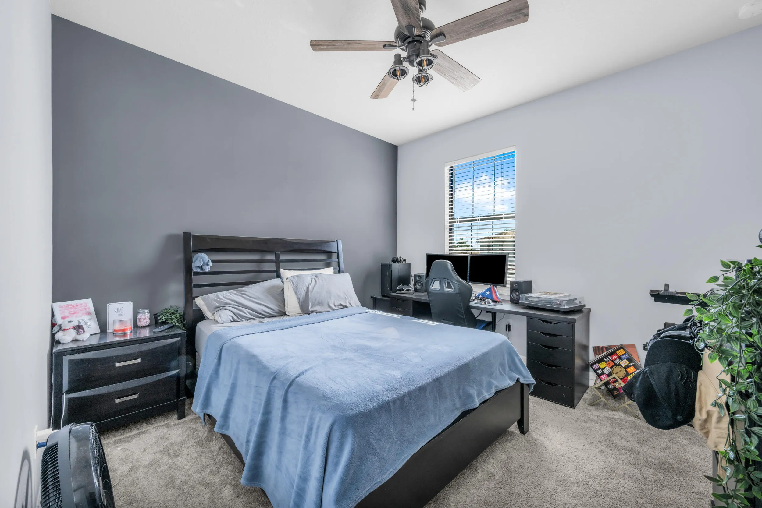 FOURTH BEDROOM