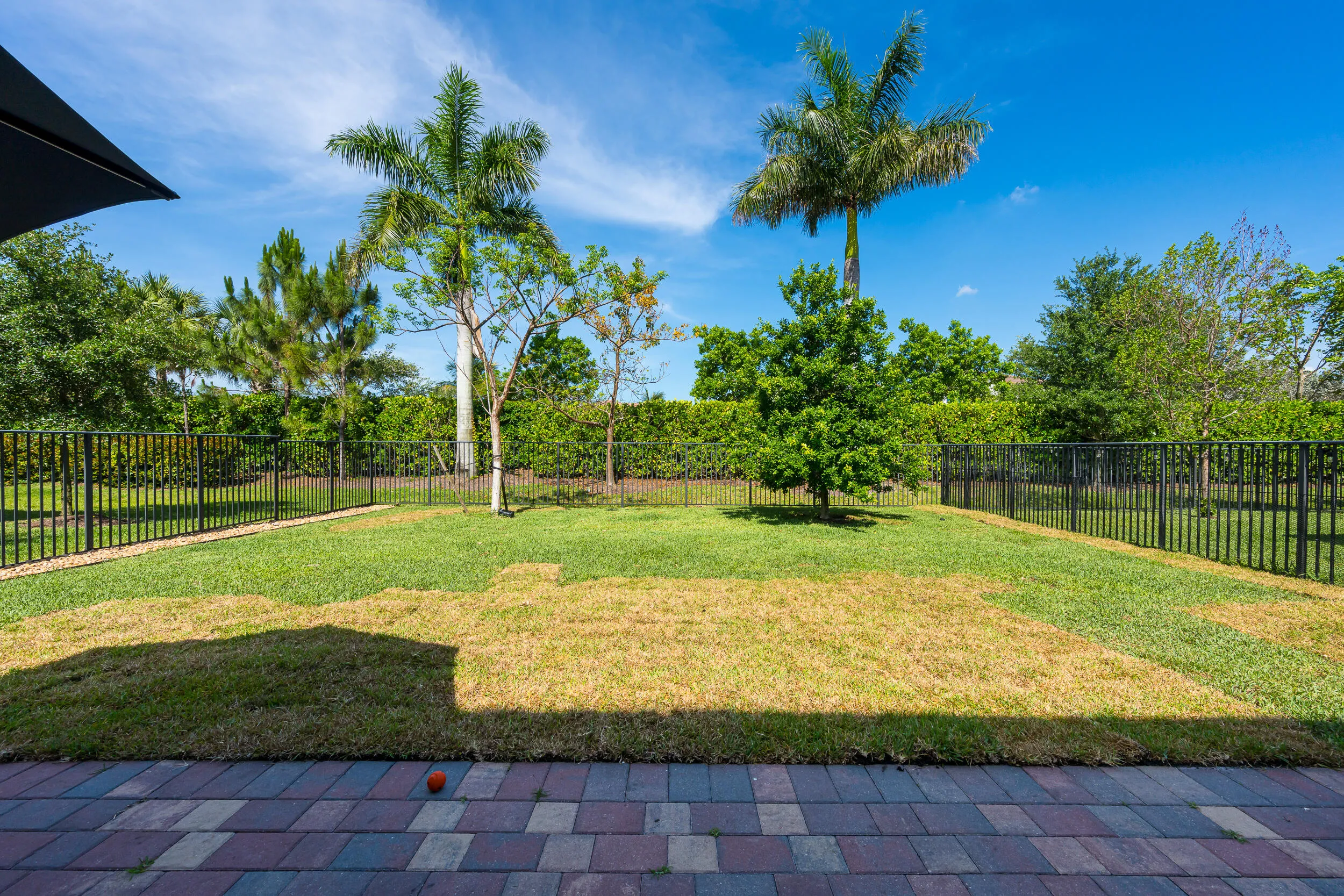 FENCED PATIO