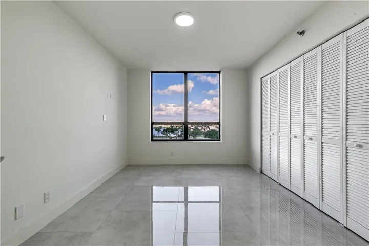 office/bedroom