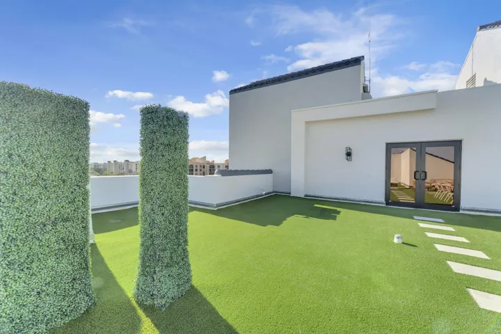 turfed patio