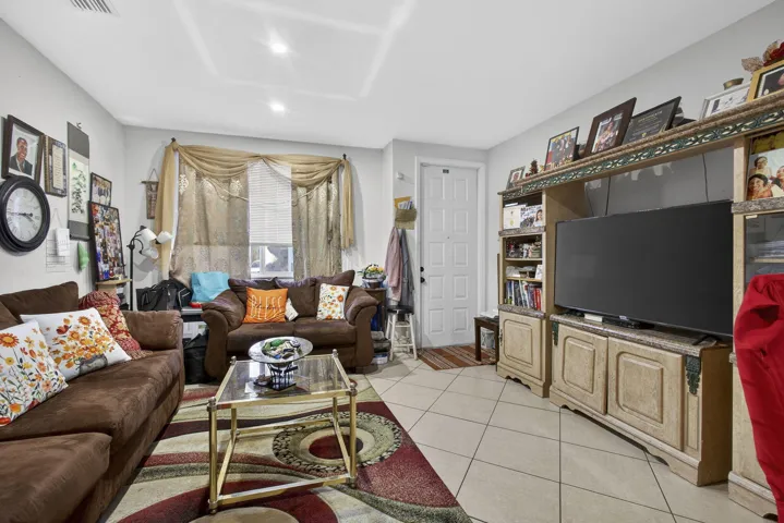 10-web-or-mls-BS1A5661