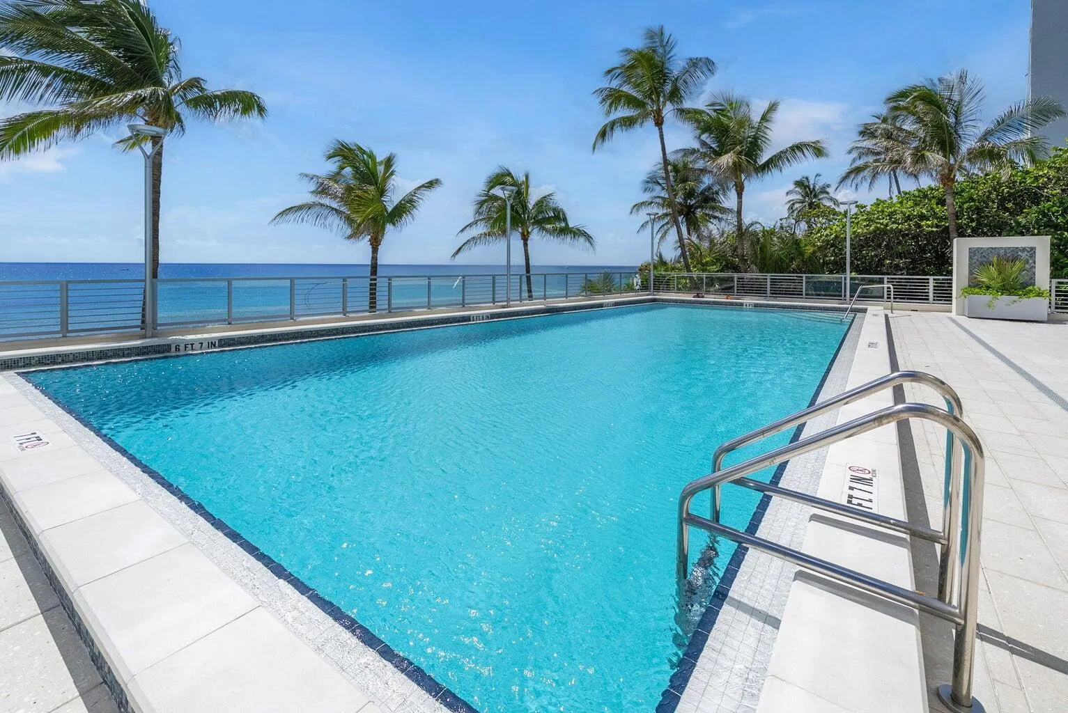 Oceanfront Pool