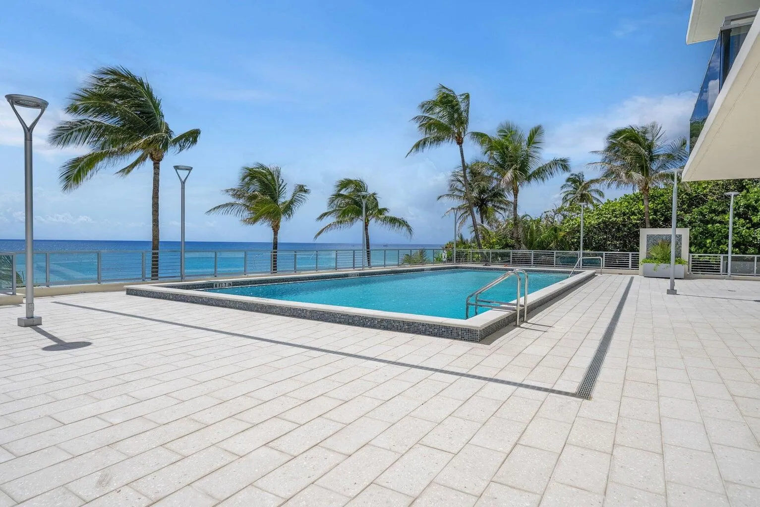 Oceanfront Pool