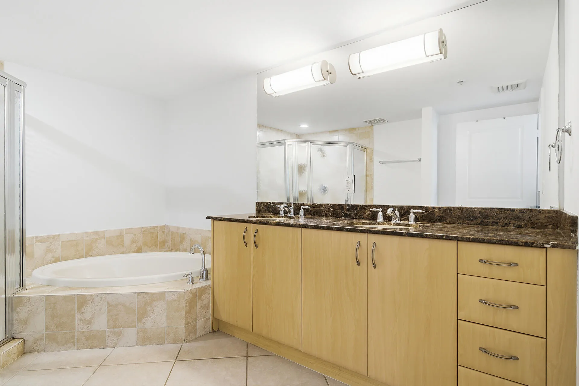 403-S-SAPODILLA-AVE-218-33401-015