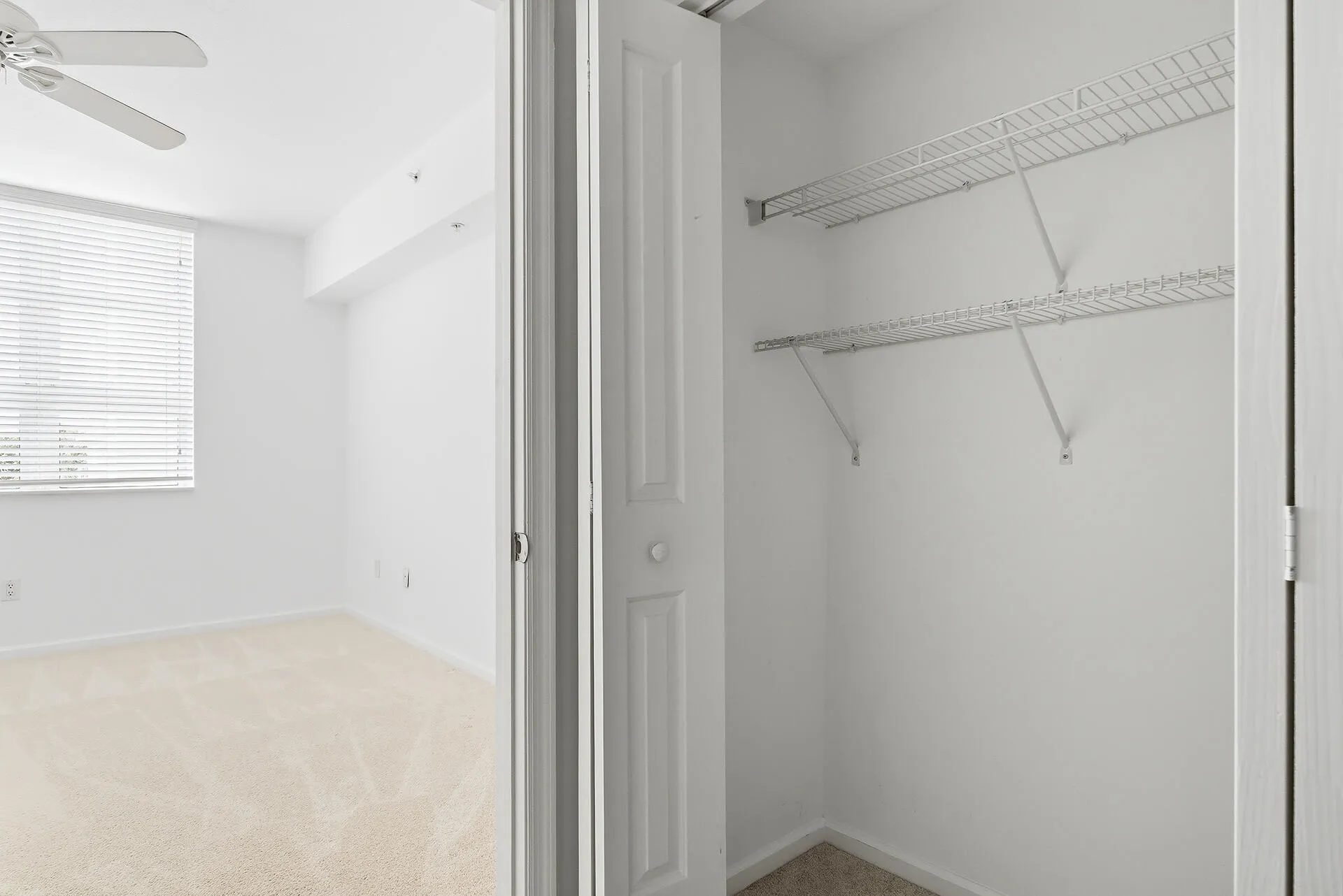 403-S-SAPODILLA-AVE-218-33401-019