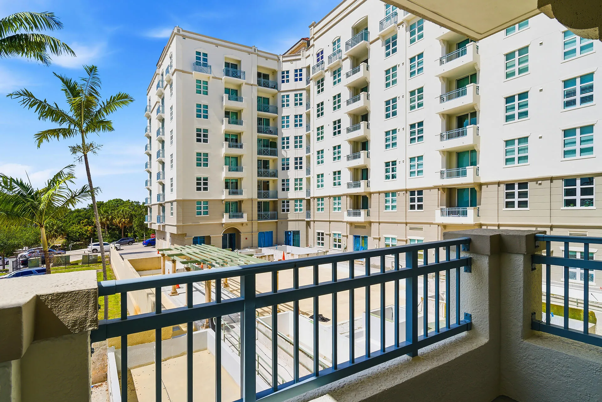 403-S-SAPODILLA-AVE-218-33401-010