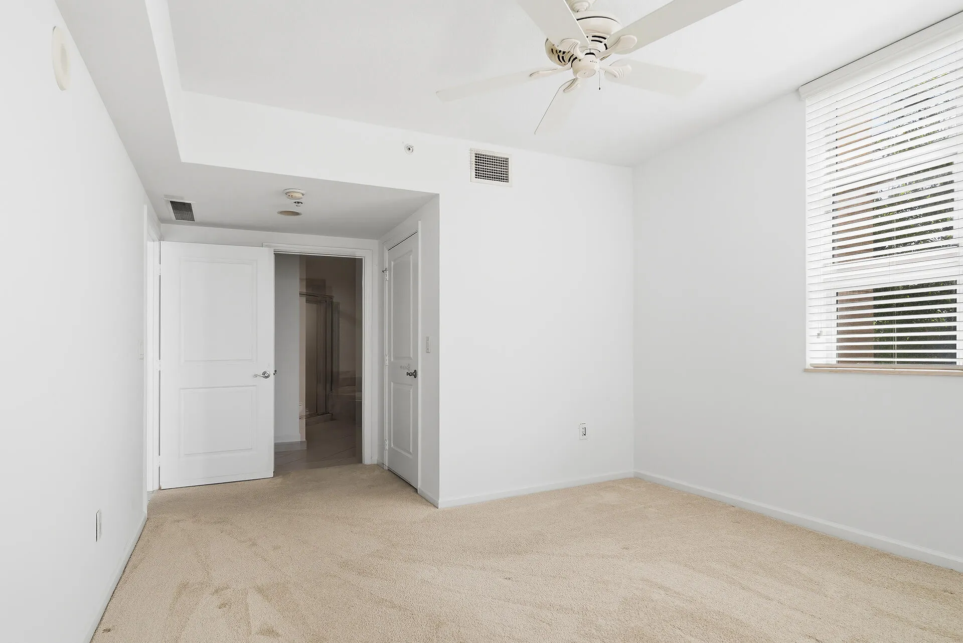 403-S-SAPODILLA-AVE-218-33401-013