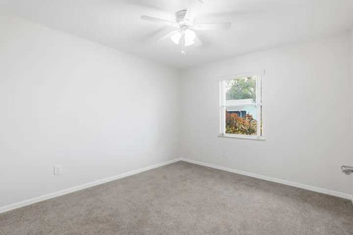 19-web-or-mls-1895_17th_Ave_019