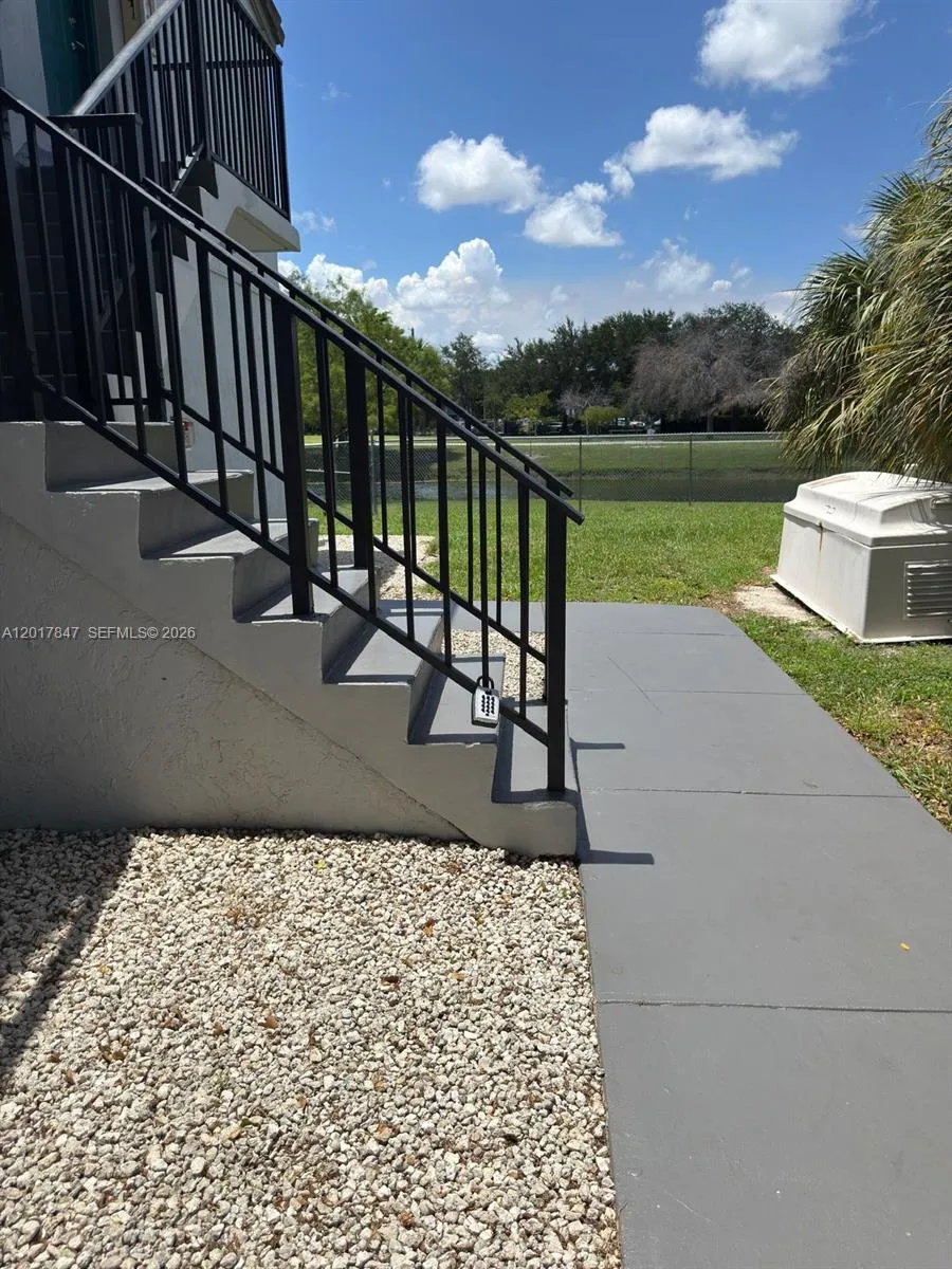 Property photo 64