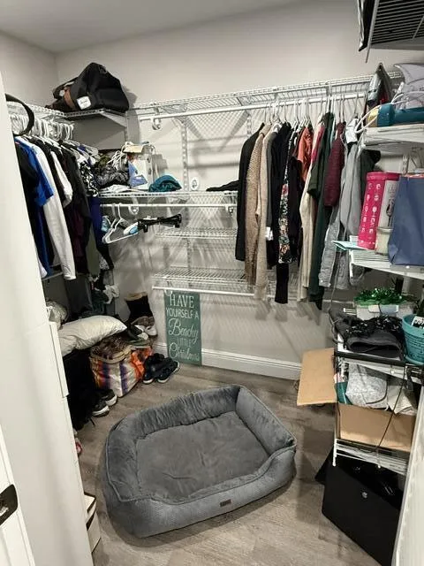 Walk-in closet