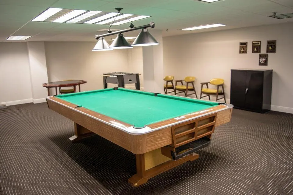 3215POOLTABLE