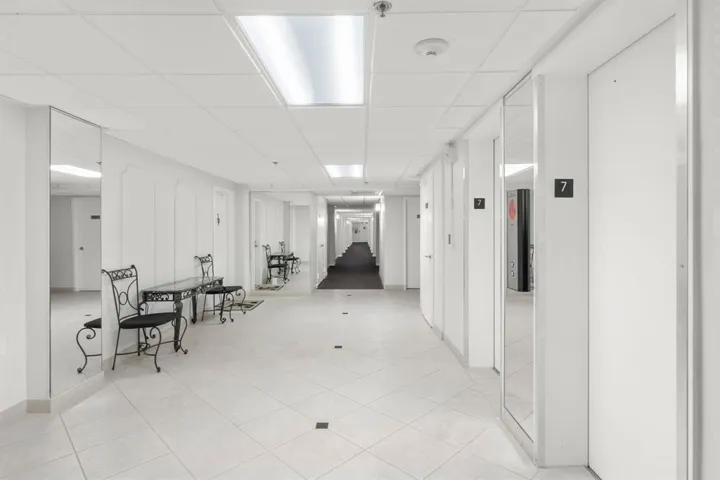 3215LOBBY