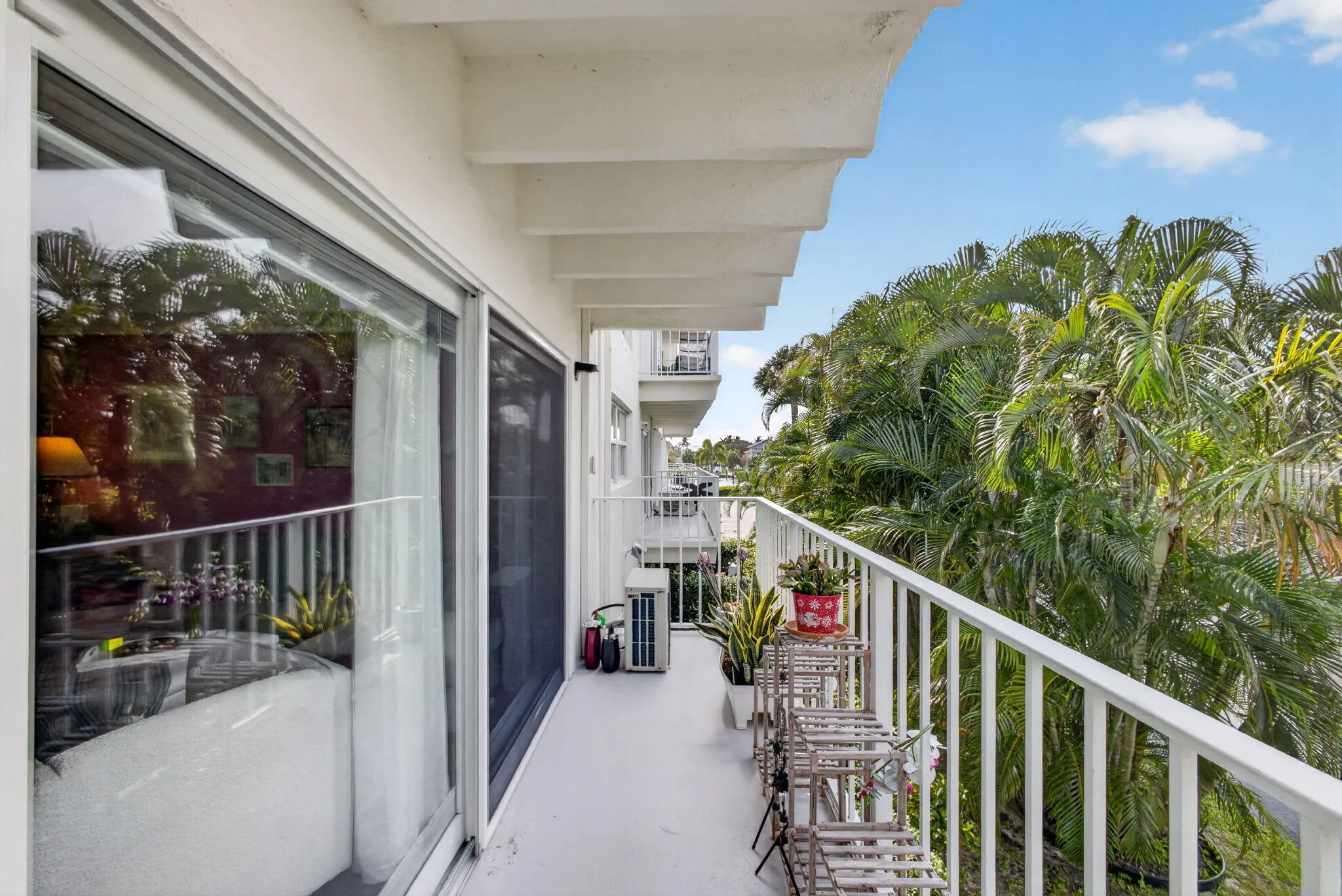 Balcony Photo #3