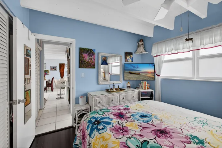Bedroom Photo #2