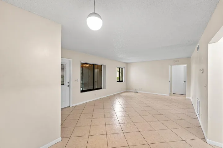 Dining/Family Room