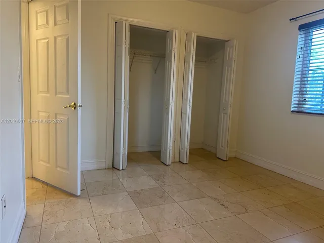2nd bedroom closet