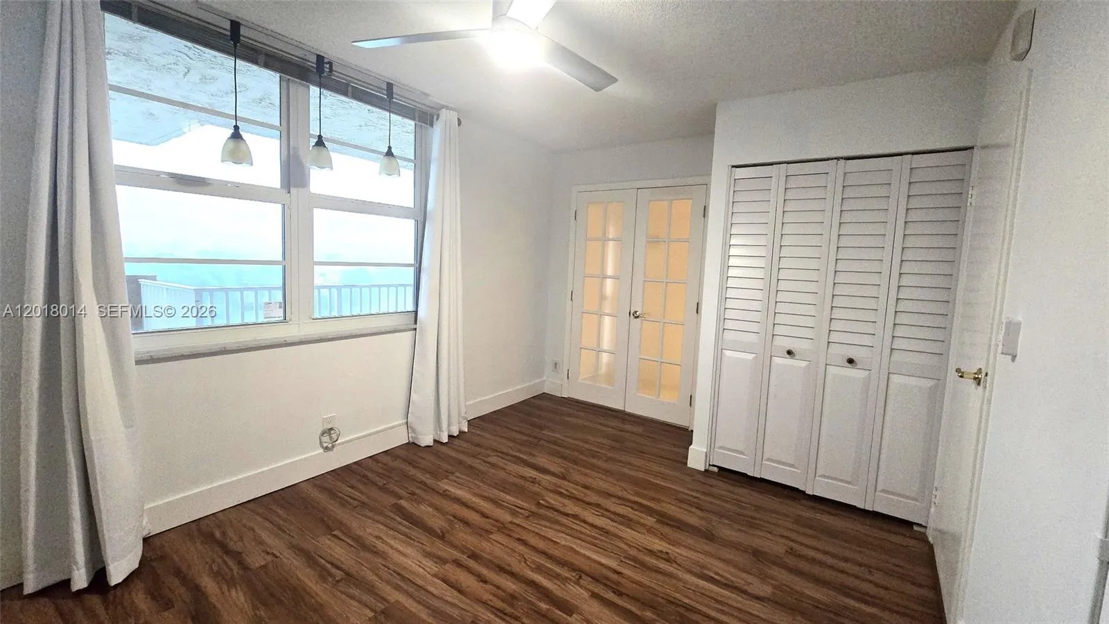2nd Bedroom with a beautiful view to the lake