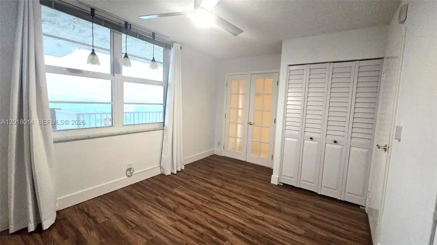 2nd Bedroom with a beautiful view to the lake