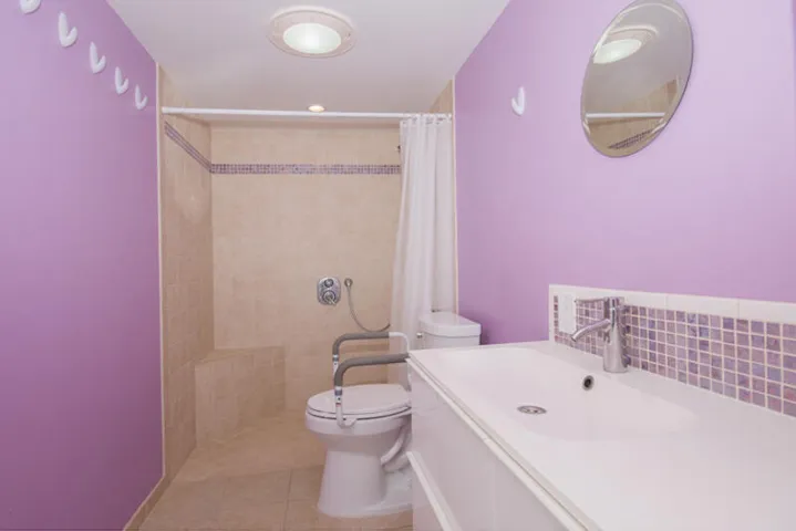 Wheelchair accessible bathroom