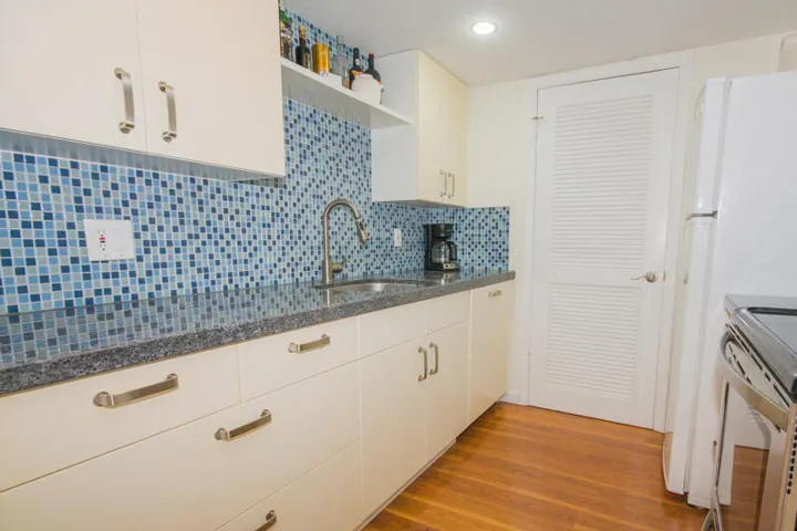 Modern European style Kitchen