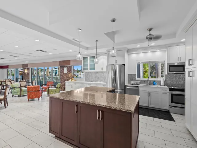 clubhouse kitchen