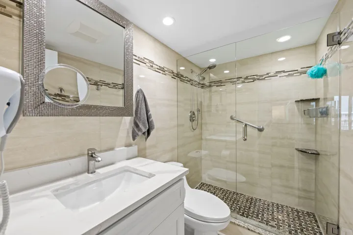 primary bath with shower