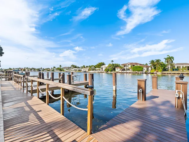 docks