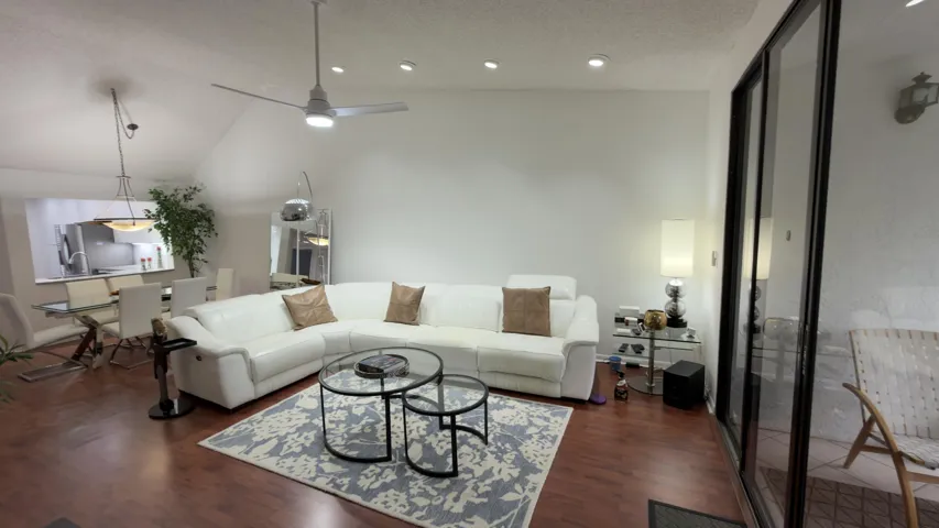 Living room​​‌​​​​‌​​‌‌​‌‌​​​‌‌​‌​‌​‌​​​‌​​ 3