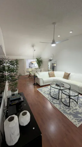 Living room 4