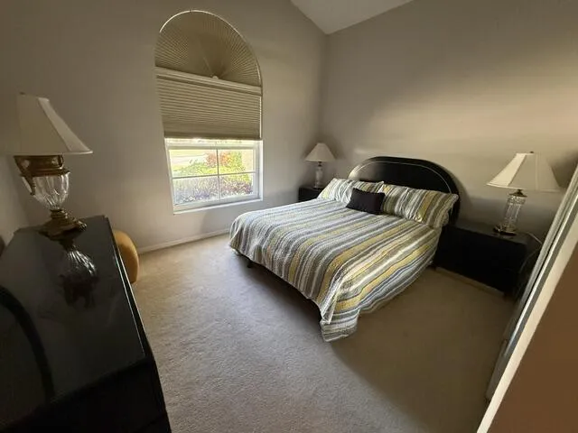 Guest bedroom
